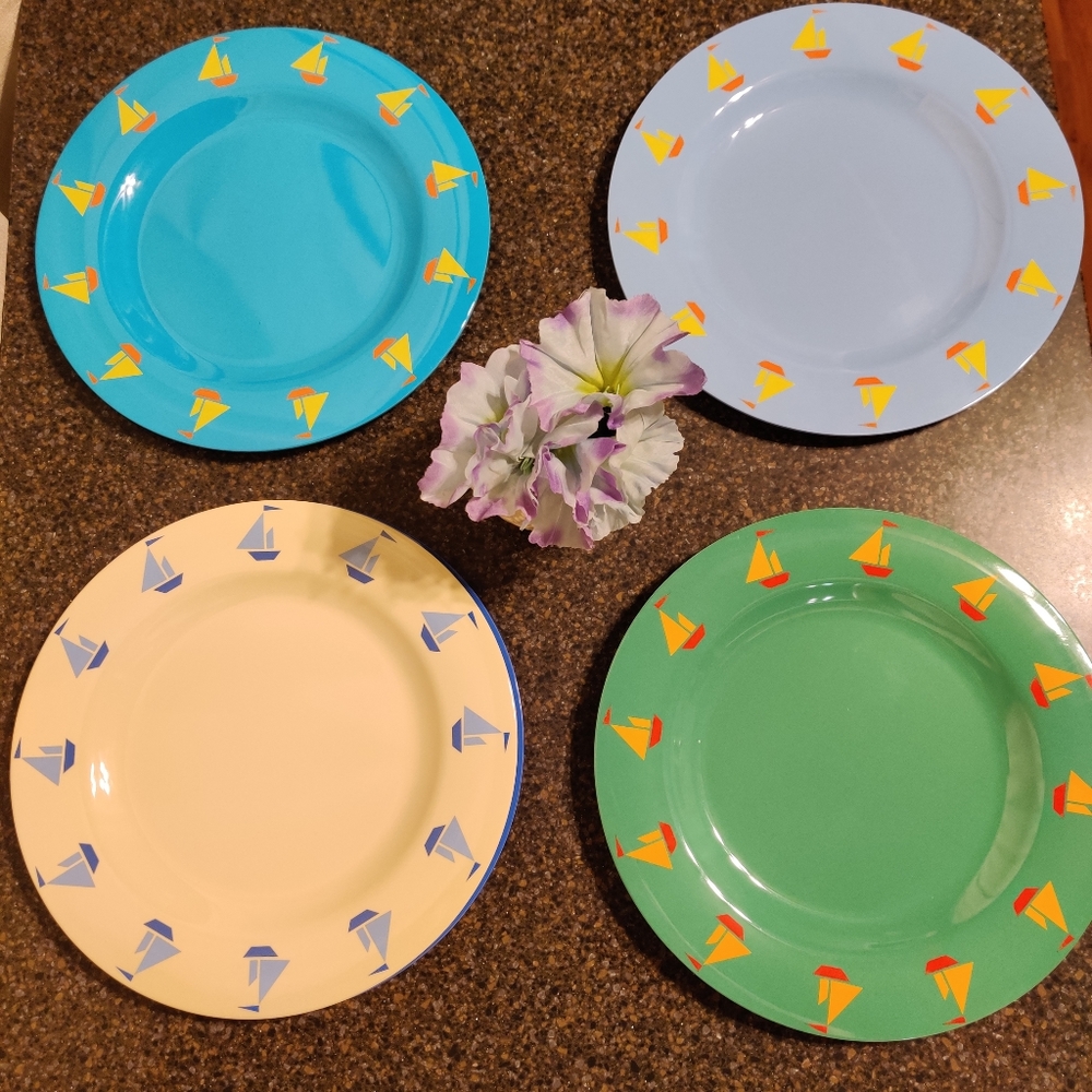 Drew Barrymore Sailboats Flower  Kids Plates